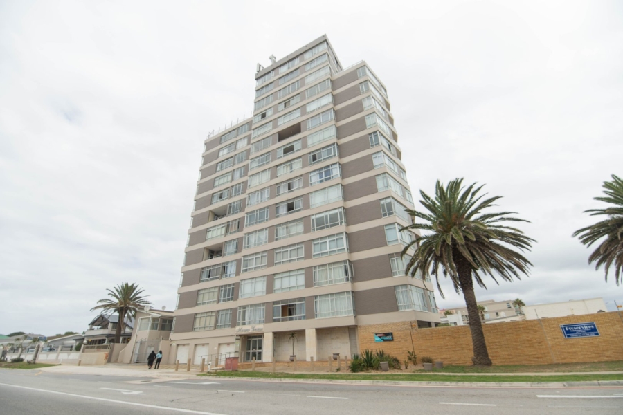 2 Bedroom Property for Sale in Summerstrand Eastern Cape